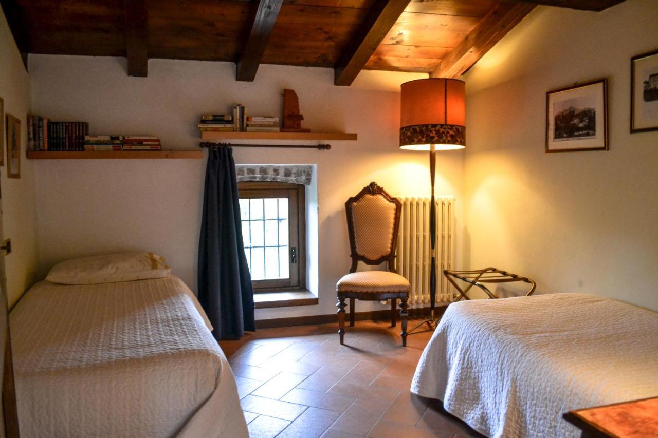Castello Di Cernusco Lombardone B&B 외부 사진