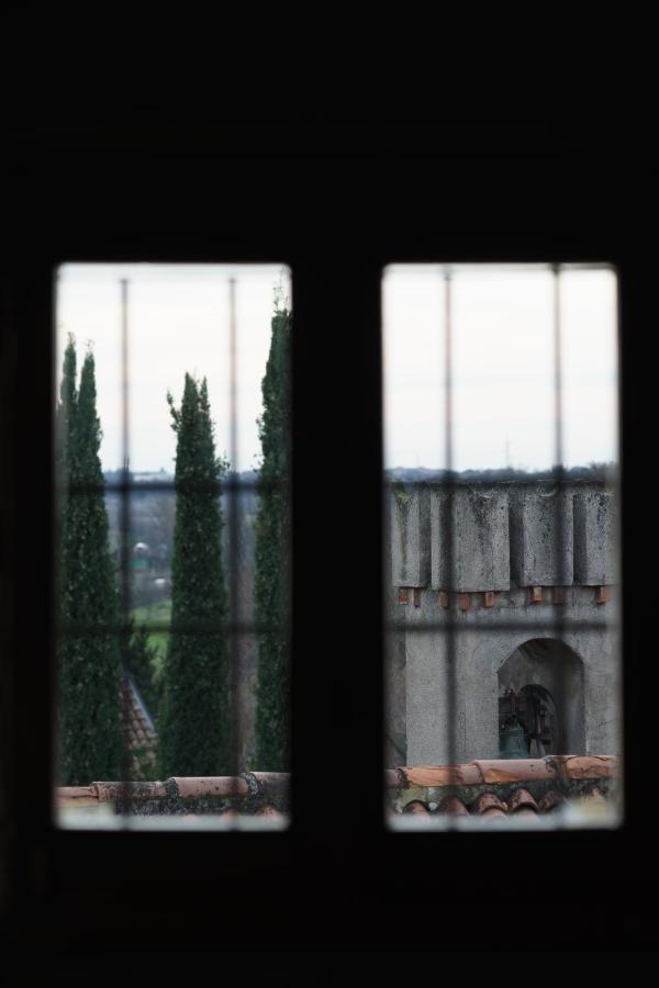 Castello Di Cernusco Lombardone B&B 외부 사진