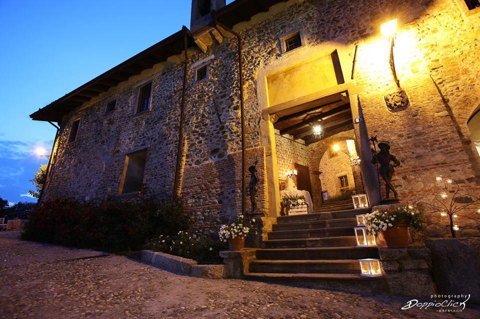 Castello Di Cernusco Lombardone B&B 외부 사진