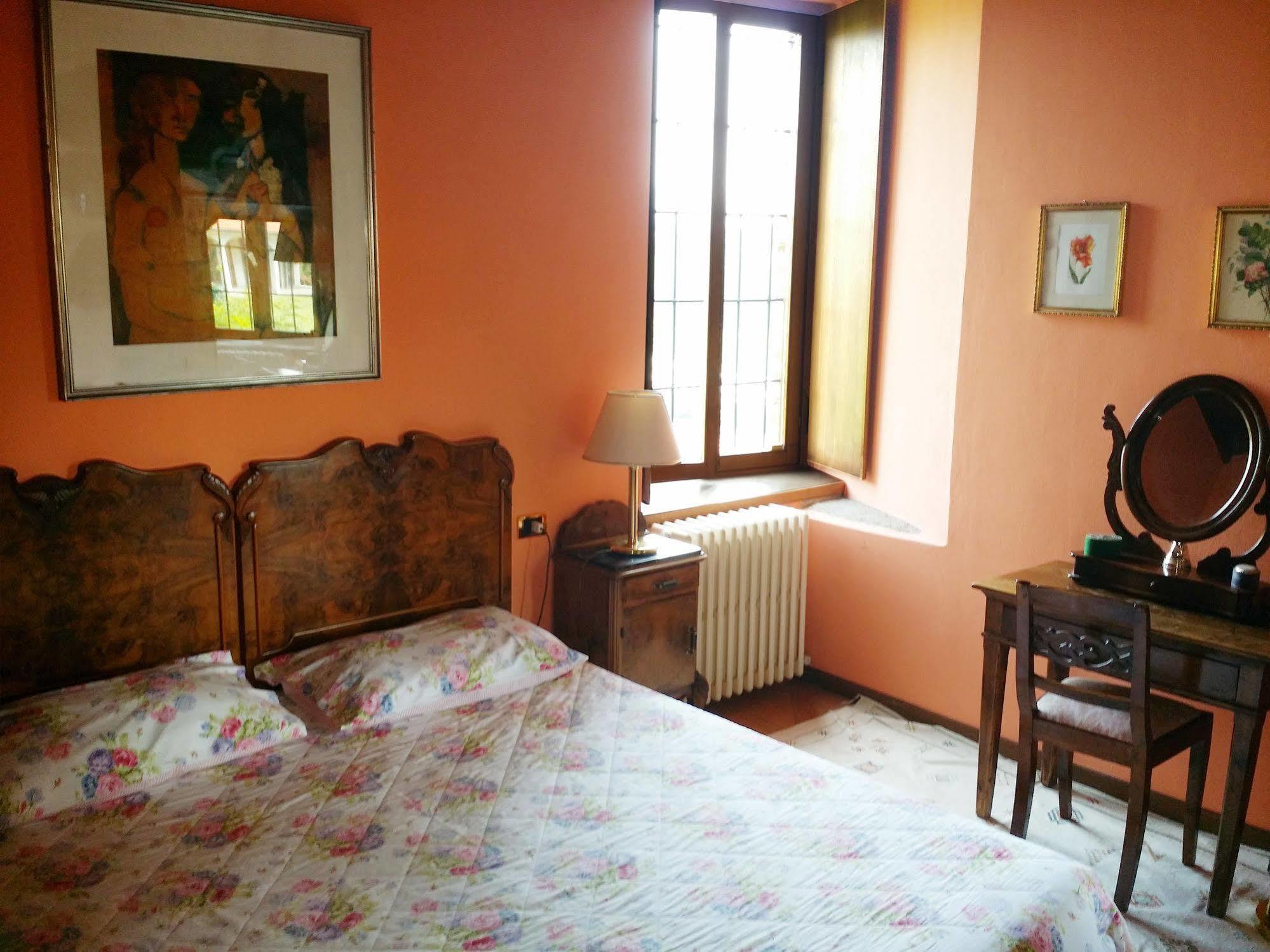 Castello Di Cernusco Lombardone B&B 외부 사진