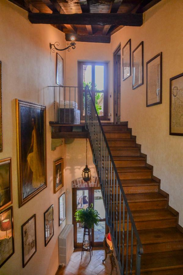 Castello Di Cernusco Lombardone B&B 외부 사진