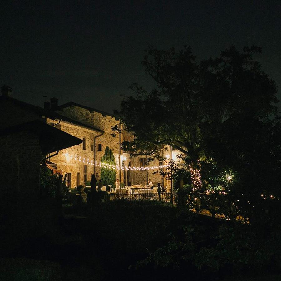 Castello Di Cernusco Lombardone B&B 외부 사진